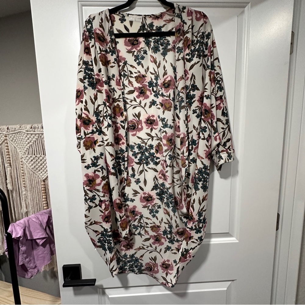 Flowy Kimono - size medium/large